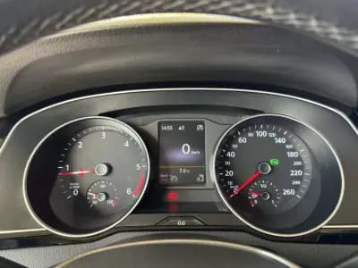 Vendo Volkswagen Passat Variant 2015 - 13950 EUR, 242286 km - AUTO.MOTO.pt