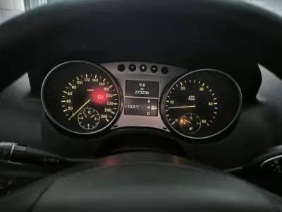 Sell Mercedes-Benz ML 320 2006 - 13950 EUR, 273000 km - AUTO.MOTO.pt