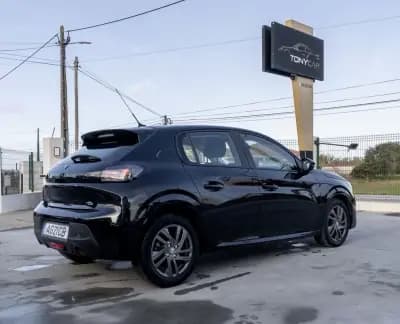 Sell Peugeot 208 2021 - 13490 EUR, 105000 km - AUTO.MOTO.pt