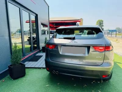 Sell Jaguar F-Pace 2017 - 24999 EUR, 78000 km - AUTO.MOTO.pt