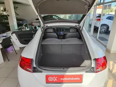 Vendo Audi TT Coupé 2009 - 21150 EUR, 115300 km - AUTO.MOTO.pt