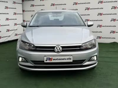 Vendo Volkswagen Polo 2018 - 12990 EUR, 69000 km - AUTO.MOTO.pt