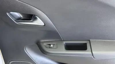 Sell Opel Corsa 2023 - 14770 EUR, 37000 km - AUTO.MOTO.pt