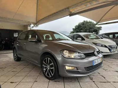 Vendo Volkswagen Golf 2017 - 15950 EUR, 175038 km - AUTO.MOTO.pt