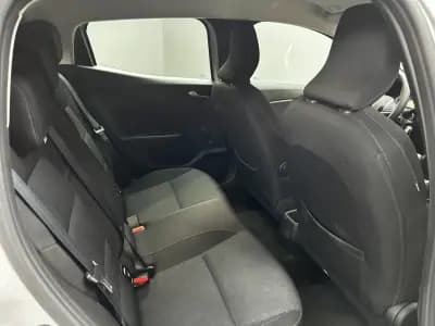 Vendo Renault Clio 2022 - 19800 EUR, 84000 km - AUTO.MOTO.pt