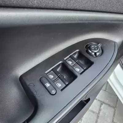 Vendo Alfa Romeo Giulietta 2016 - 10250 EUR, 172955 km - AUTO.MOTO.pt