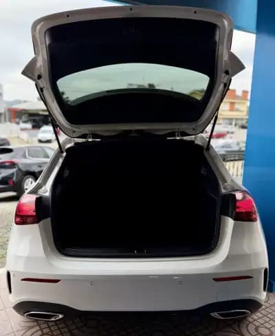 Sell Mercedes-Benz A 200 2024 - 32950 EUR, 44000 km - AUTO.MOTO.pt