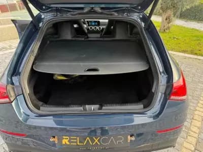 Vendo Mercedes-Benz CLA 250 2021 - 26999 EUR, 172000 km - AUTO.MOTO.pt
