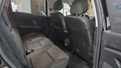 Sell Renault Grand Scénic 2020 - 15000 EUR, 172764 km - AUTO.MOTO.pt