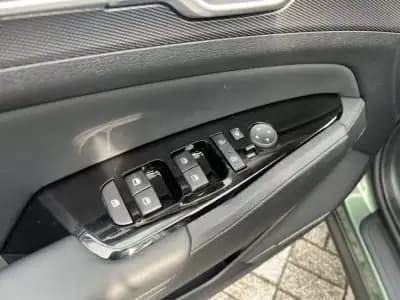 Sell Kia Sportage 2024 - 40500 EUR, 6700 km - AUTO.MOTO.pt