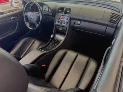 Vendo Mercedes-Benz CLK 230 1999 - 9990 EUR, 111847 km - AUTO.MOTO.pt