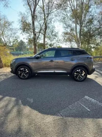 Vendo Peugeot 2008 2020 - 17500 EUR, 140000 km - AUTO.MOTO.pt