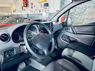 Sell Peugeot e-Partner 2017 - 10990 EUR, 23174 km - AUTO.MOTO.pt