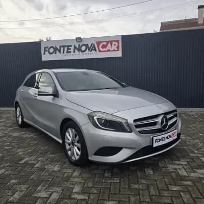 Vendo Mercedes-Benz A 160 2014 - 12950 EUR, 285717 km - AUTO.MOTO.pt