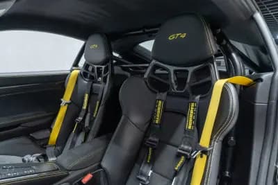 Sell Porsche 718 Cayman 2021 - 134950 EUR, 23000 km - AUTO.MOTO.pt