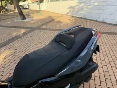 Sell Yamaha XMAX 2023 - 4250 EUR, 6000 km - AUTO.MOTO.pt