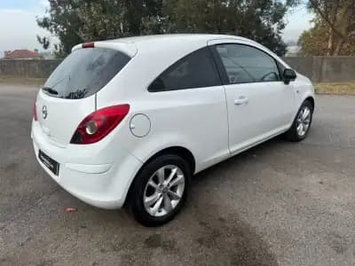 Vendo Opel Corsa 2014 - 6450 EUR, 161000 km - AUTO.MOTO.pt