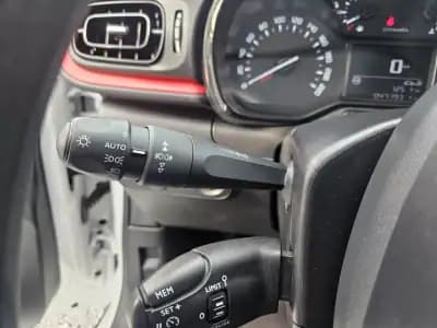 Vendo Citroën C3 2021 - 13800 EUR, 47300 km - AUTO.MOTO.pt