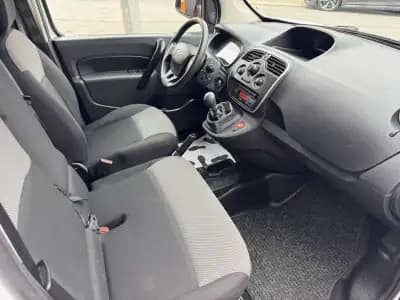 Vendo Renault Kangoo 2020 - 12250 EUR, 171129 km - AUTO.MOTO.pt