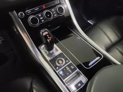 Vendo Land Rover Range Rover Sport 2015 - 39500 EUR, 274794 km - AUTO.MOTO.pt